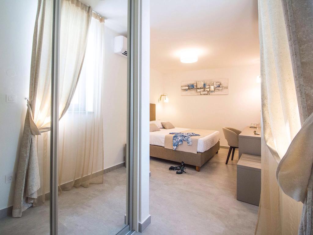 Luxury Rooms Pino Split Luaran gambar
