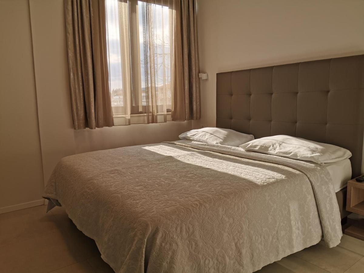 Luxury Rooms Pino Split Luaran gambar
