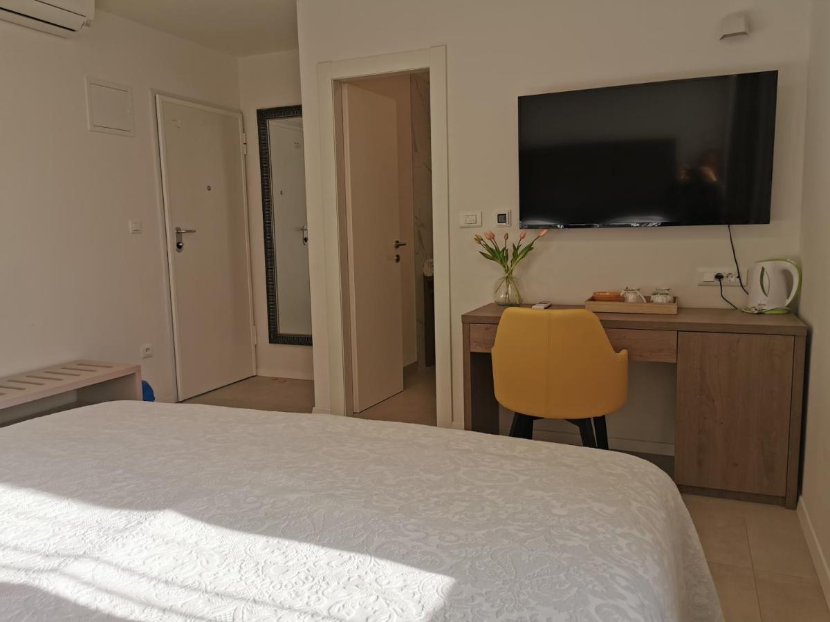 Luxury Rooms Pino Split Luaran gambar