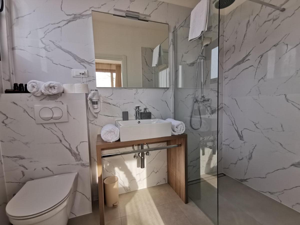 Luxury Rooms Pino Split Luaran gambar