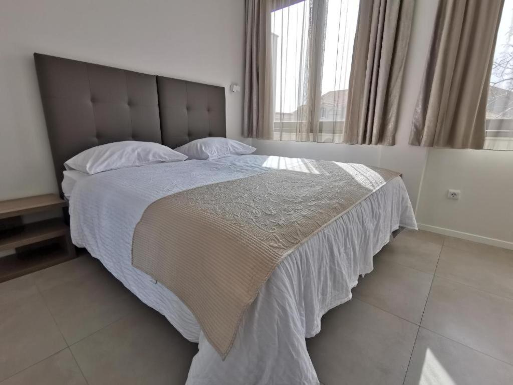 Luxury Rooms Pino Split Luaran gambar