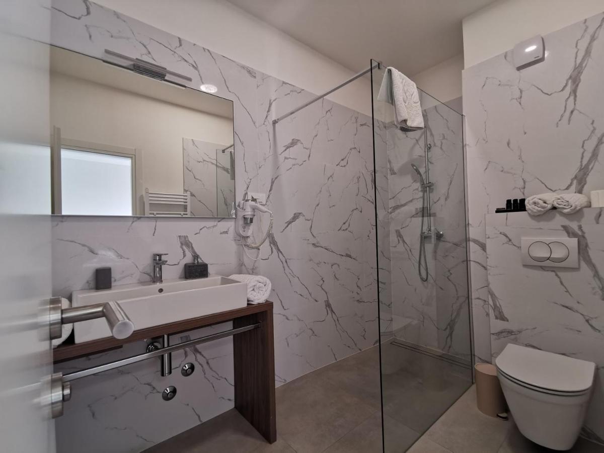 Luxury Rooms Pino Split Luaran gambar